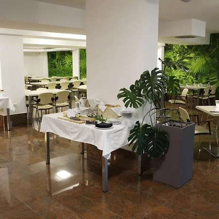 Hotel Depandansa Vista Parco, Izola