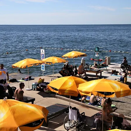 Depandansa Vista Parco, Szálloda Izola